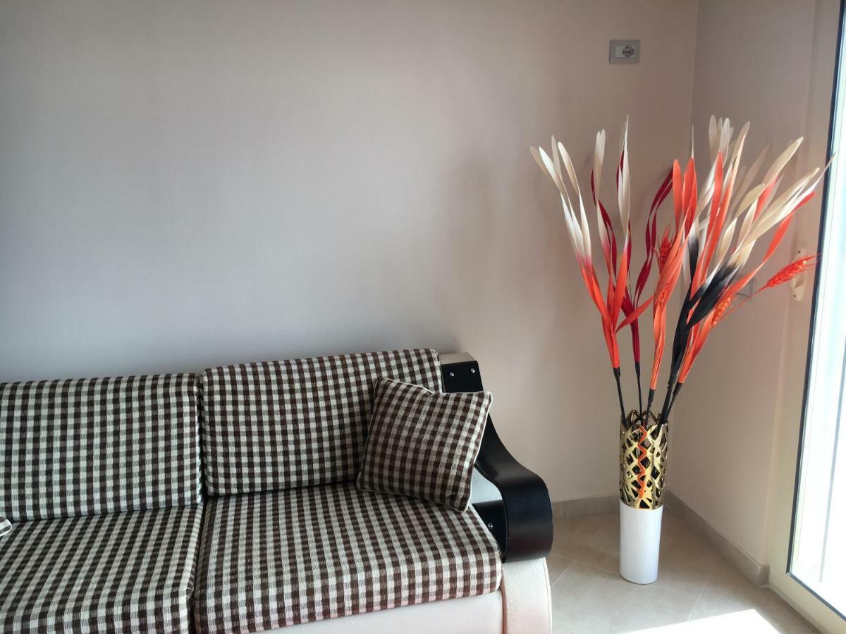 Sunny Beach Apartment Vlora Dış mekan fotoğraf