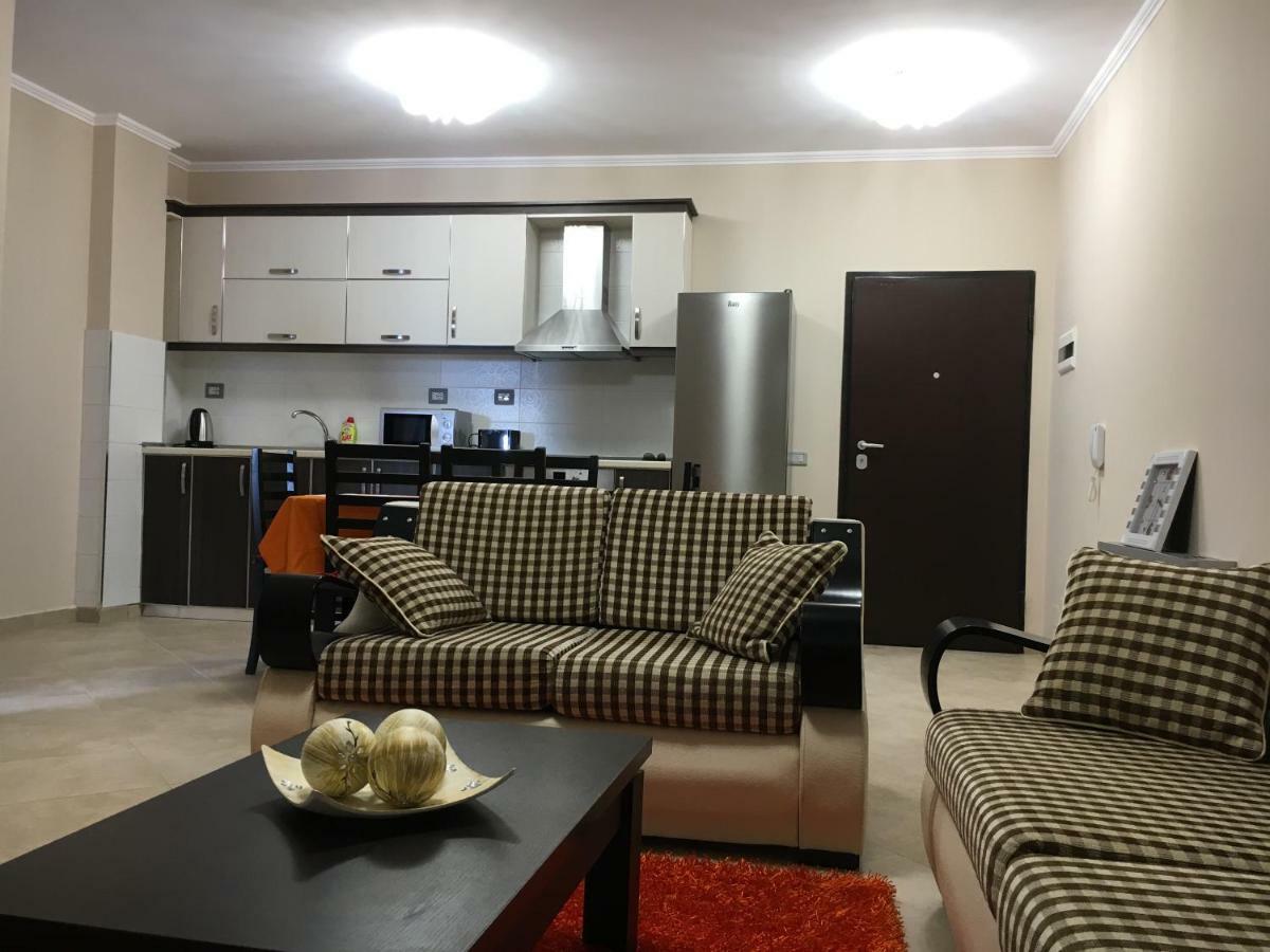 Sunny Beach Apartment Vlora Dış mekan fotoğraf