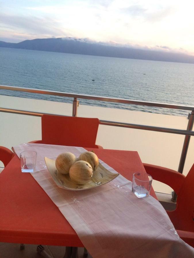 Sunny Beach Apartment Vlora Dış mekan fotoğraf